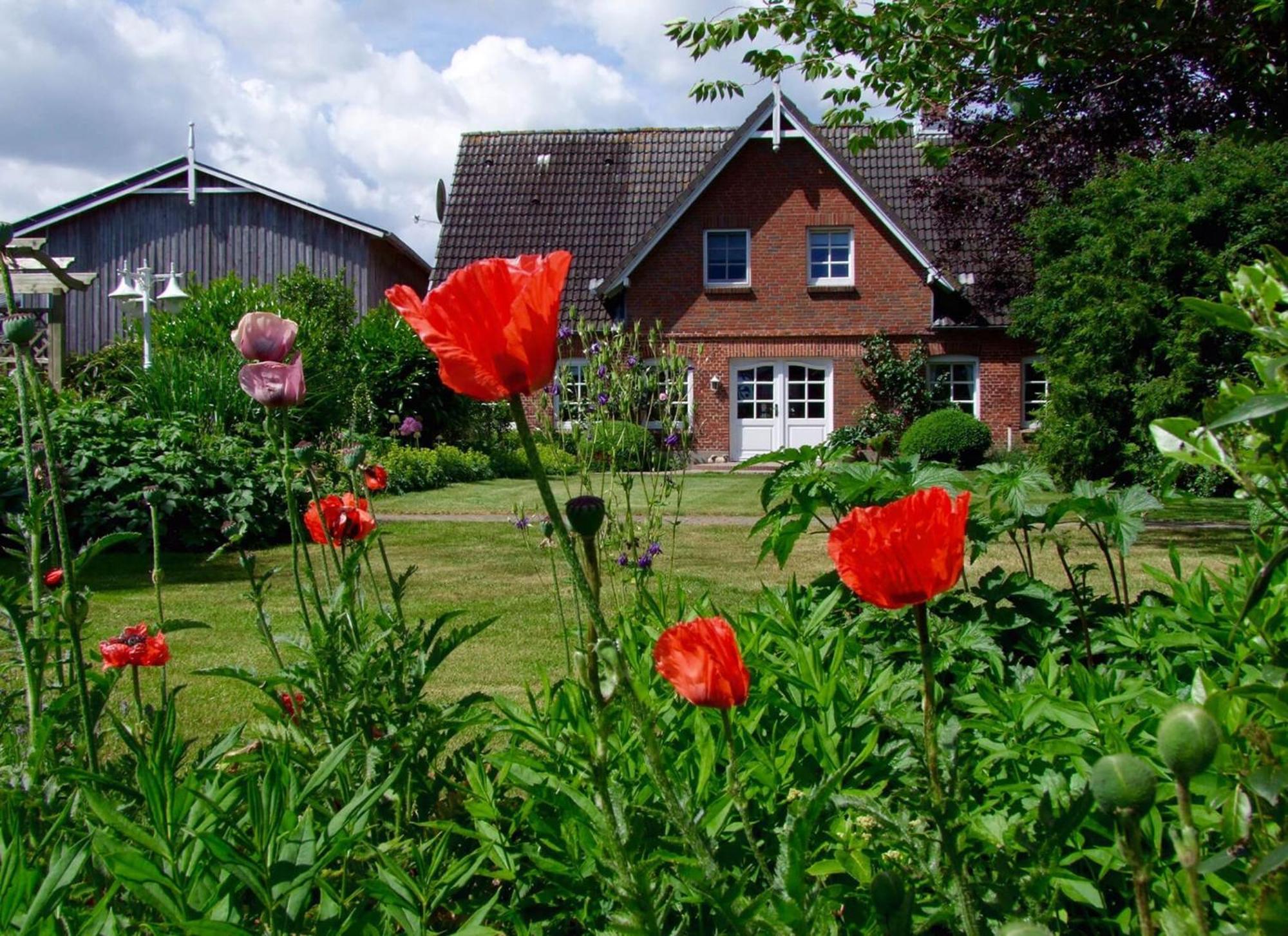 Ferienwohnungen Auf Dem Ferienhof Sell Stoltebull Bagian luar foto